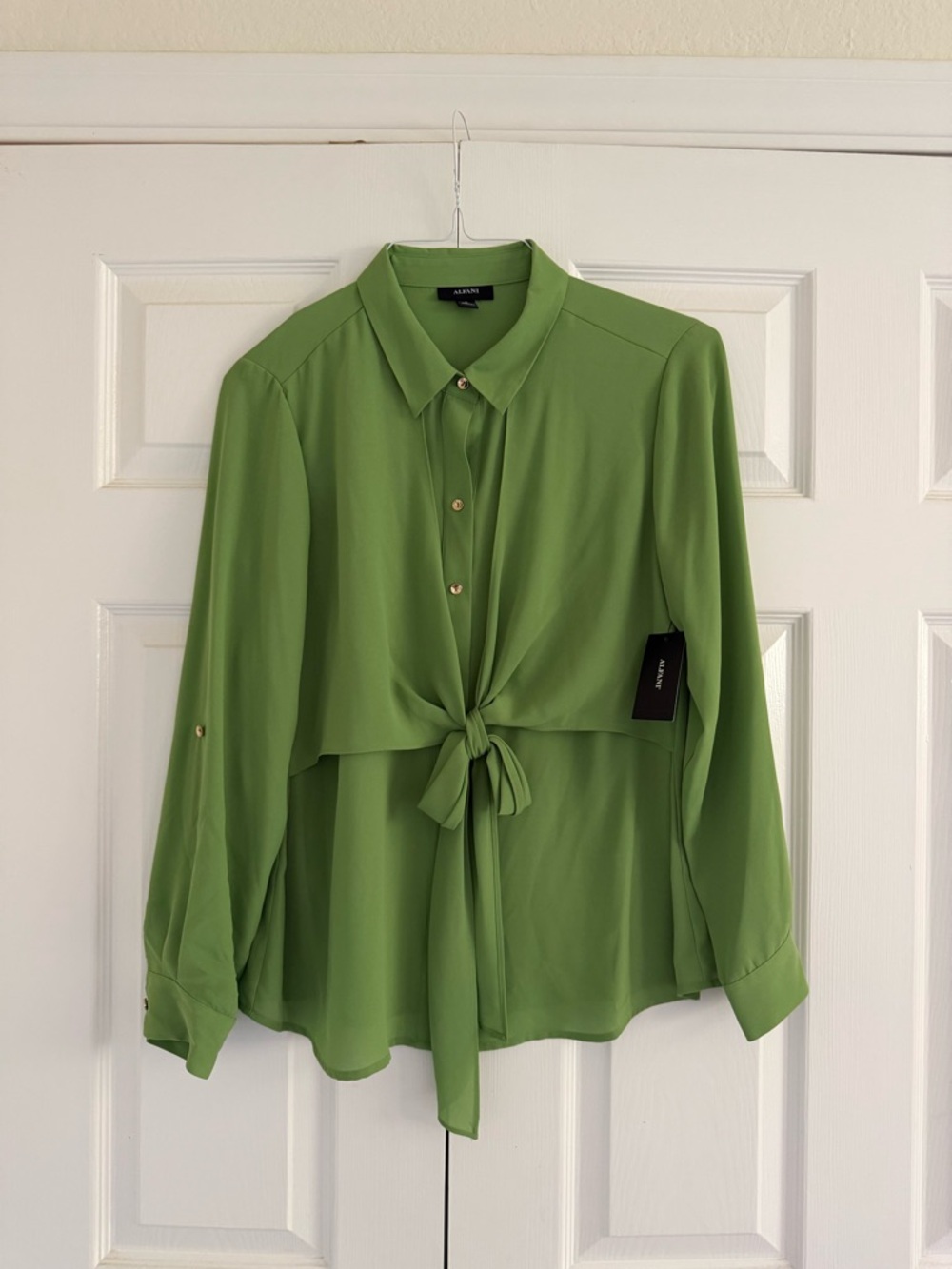 NTW Alfani Green Tie-Front Button Blouse